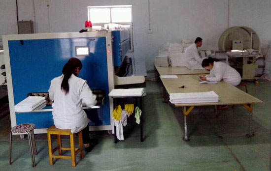 泰州潔仕折疊機(jī)打包機(jī)現(xiàn)場(chǎng)