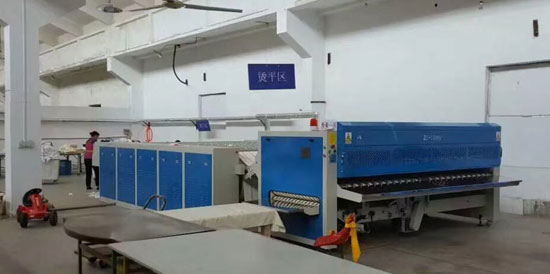 燙平機(jī)常熟客戶(hù)應(yīng)用現(xiàn)場(chǎng)